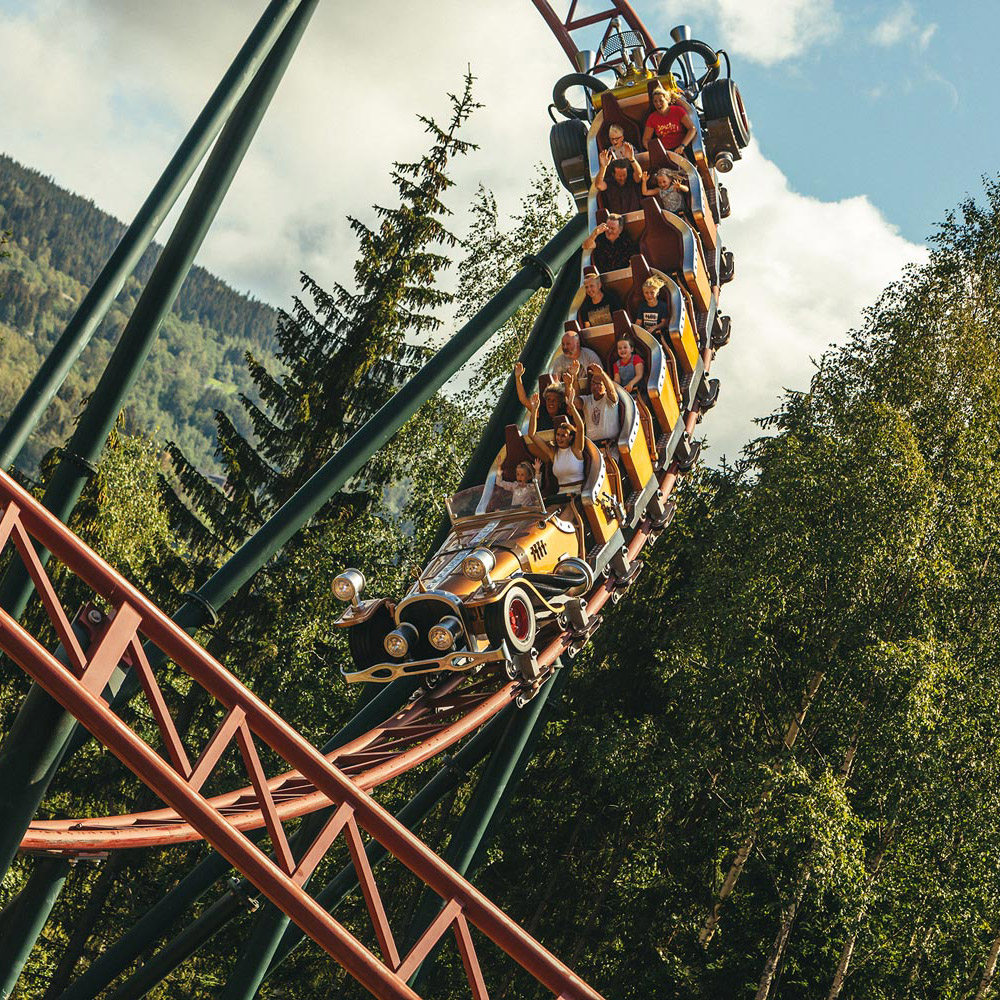 Flåklypa, amusement park, roller coaster, Hunderfossen