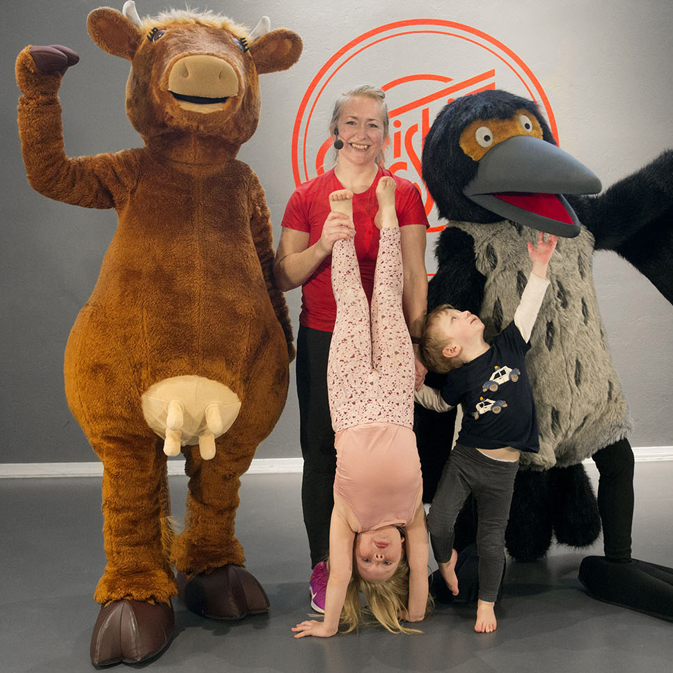 Mamma Moo and Crow, Mamma Mu och Kråkan, Friskis & Svettis